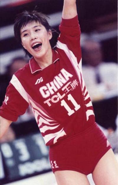 中国女排历任队长，惠若琪颜值担当，她任期长达八年