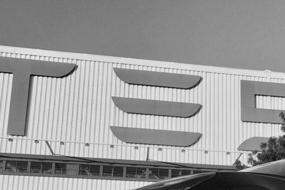 送给Elon Musk的生日礼物 特斯拉Model3首台车下线