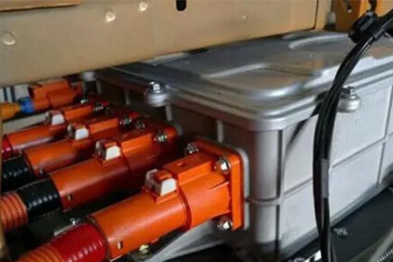 新能源车火爆2年多竟没有“三包”！车主一脸懵逼