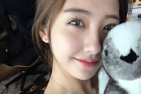 这台车堪称车届林更新，是王思聪曝光度最高的一部车