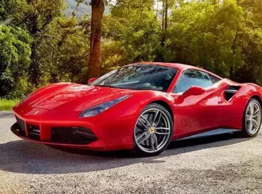 开跑车还不如城市轿车，各种尴尬，送我也不要