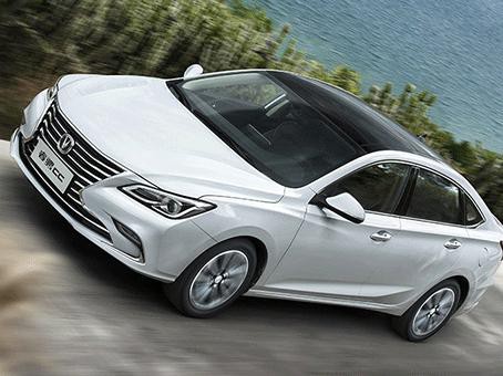 这外形厉害了！国产新高颜值中型轿车年底上市