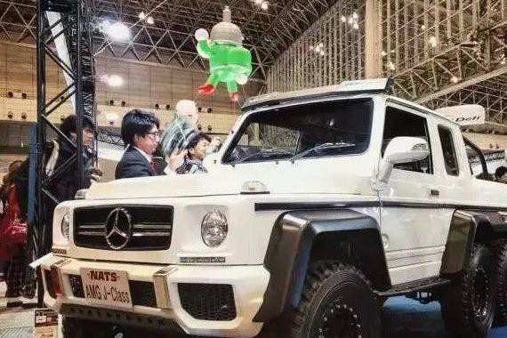 大学生把二手车改成6X6奔驰G，众泰都惊呆了
