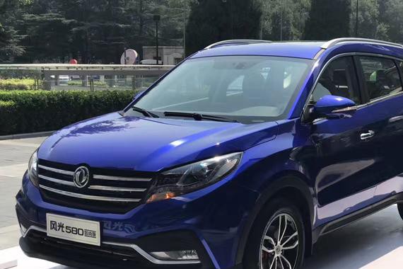 配置不输30万豪车，颜值人见人爱，这款SUV只卖10万