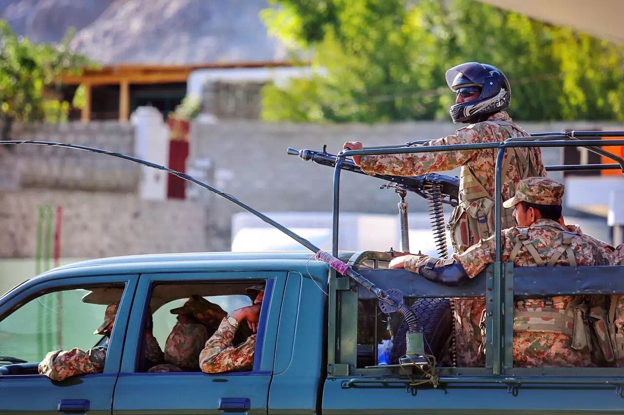 保护我们的士兵。