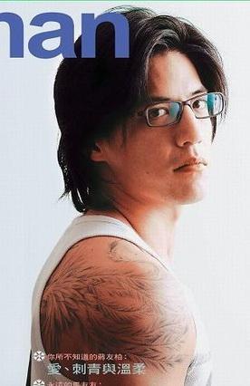 蒋介石后代结婚，为啥穿黑婚纱黑西装？客人都穿黑衣