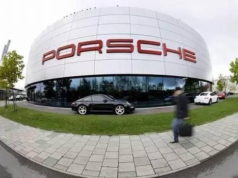 保时捷反抄袭众泰也是做到了核心部位，众泰干着急