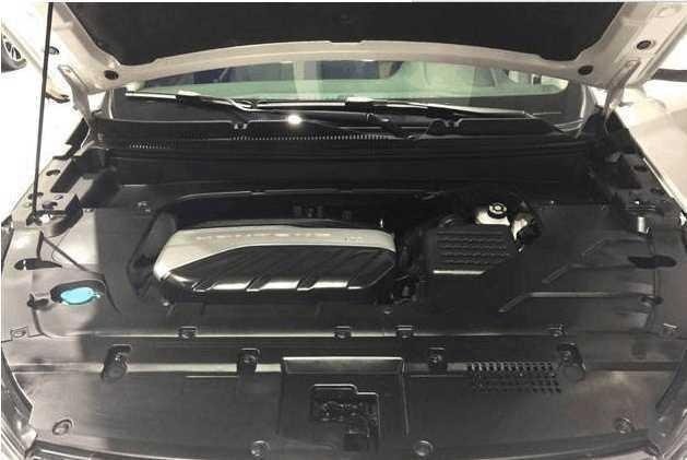 进口的品质卖6万,堪比宝马内饰,标配全景天窗+ESP