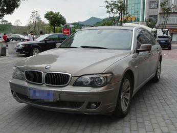 经历十几年依旧豪华！来看看当年的百万豪车宝马7系