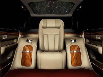 坐进吉利GE如同坐龙椅，豪车都是如何巴结土豪的？