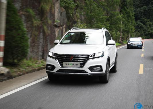 续航320km 上汽荣威ERX5纯电动SUV试驾