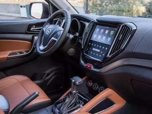 在长安CX70T里竟也能找到小黄人里黑科技的影子