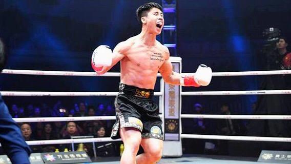 废纸板拳击手_中国拳击手收入(2)