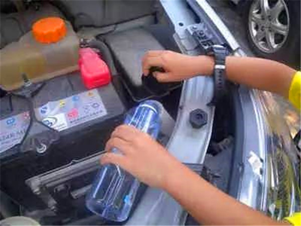 要是有这些坏习惯,那你汽车发动机就离报废不远了