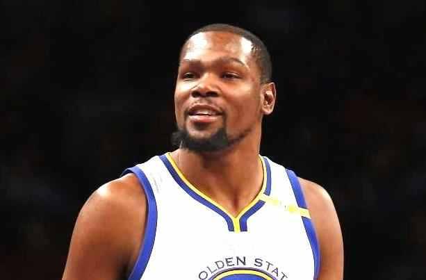 NBA又一个谜底被公开：杜兰特说出了自己的真实身高