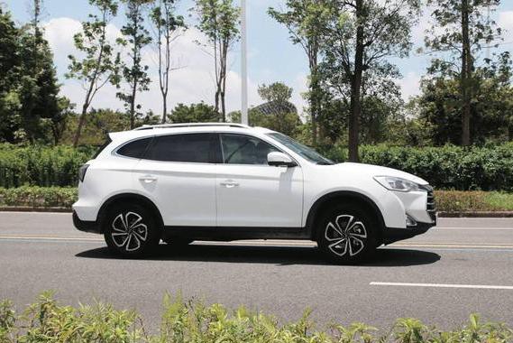 这台上市不久的15万国产SUV，性能不输20万合资SUV