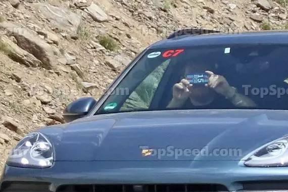 保时捷的改款都是套路，第三代卡宴谍照爆出