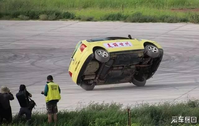这款为90后打造的SUV!
