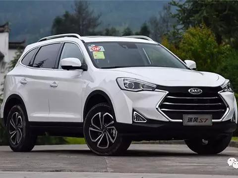 10万块买了奔驰内饰，女同事坐上来都夸我！