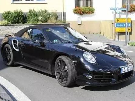 电动超跑都是浮云，选这款尺寸霸气的敞篷跑车