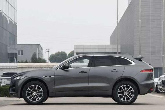 高端奢华的必备之选，携带3.0T强劲动力越野性能