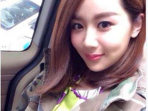 花旦童星成白富美，座驾狂野不羁，男闺蜜赞不绝口