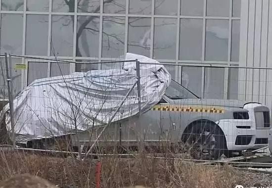 劳斯莱斯首款SUV再爆谍照 9月亮相或将212万元起售