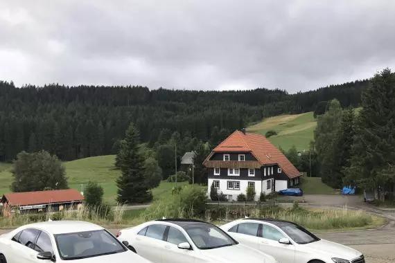 6500个零部件优化更新，奔驰新S打造“王者风范”