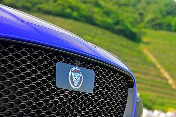 捷豹F-PACE：其实我也不想承认我是个SUV