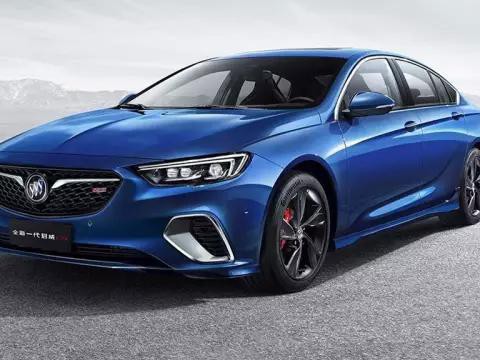 这是最猛的君威，配置真厉害