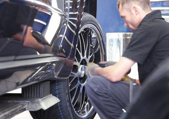 轮胎里的秘密：什么是四轮定位，该做不做毁了你？