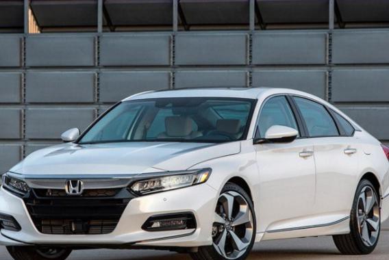 万众期待的10代雅阁，这一代雅阁可有将近7点的亮点