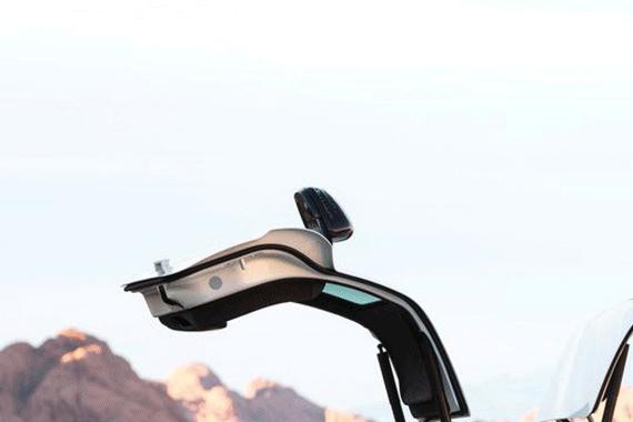 我的车门是向上开的！要不要考虑嫁给我？