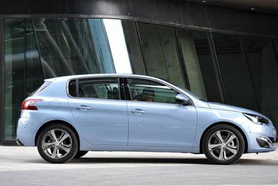 这车底盘不比高尔夫差，9万多，为何月销才75台