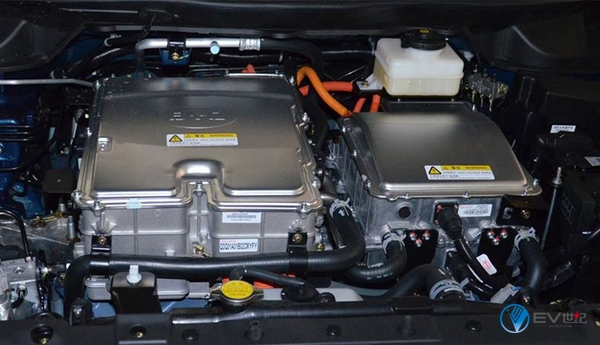 国产电动汽车续航里程不输特斯拉 起售价不到