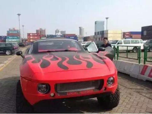 小伙近160万买辆越野车, 拿出车钥匙瞬间掉价百万