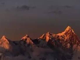 一辆具备“说走就走”能力的SUV，需要有哪些装备？