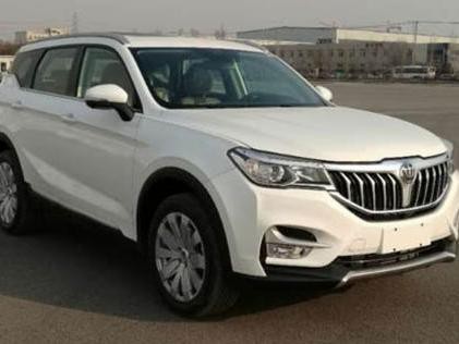 V6 SUV配特斯拉大屏，跟宝马是近亲，或售10万元起