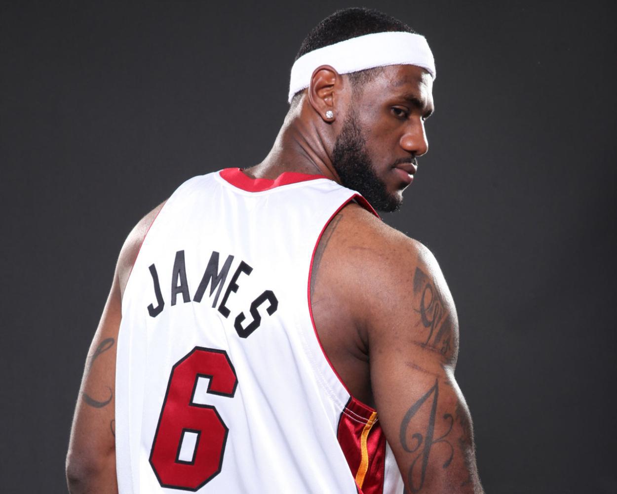 NBA季后赛三分球排行榜,汤普森垫底,第1名不