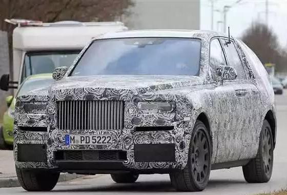 它的出现让瞬间宾利添越成为过去式，贵到离谱