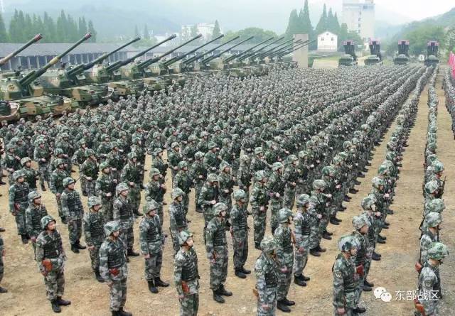 东部战区第72集团军炮兵旅机动2800多公里挥