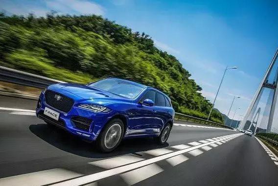 颜值高 、加速快、试驾新款捷豹F-PACE 2.0T四驱