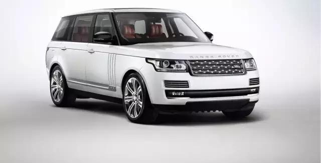 苏宁开首家汽车超市 碾压车串串