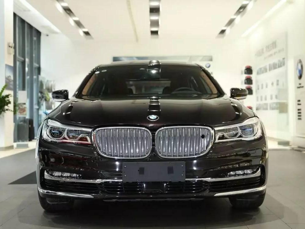 田忌赛马? 2018款奥迪A8拿什么干倒对手?