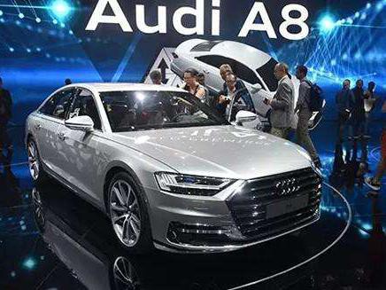 奥迪新A8放出最新大招 惊呆了奔驰和宝马！