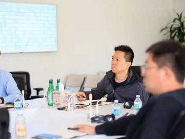 贾跃亭“一穷二白”，为何歪果仁大咖“趋之若鹜”？