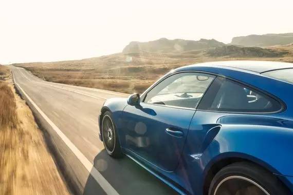 推动新能源车型，保时捷或停止生产柴油发动机车型