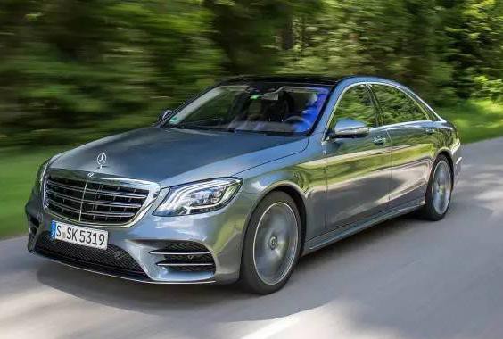 外媒试驾新款奔驰S500，M256发动机堪比鸿茅药酒