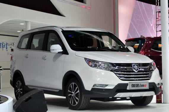 内饰超豪华的国产MPV，7万能否成黑马