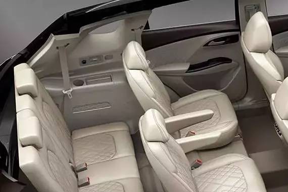 拉人够多，还6年免检，不买七座车就买它们！